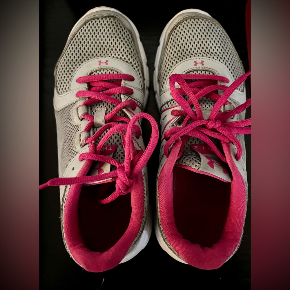 Under Armour women shoes size 7-Bundles sales
